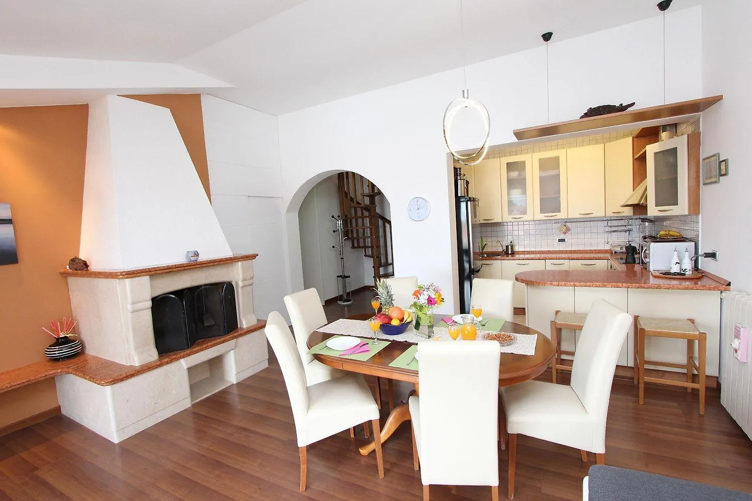 Bezauberndes Apartment Mit Blick Auf Die Eufemia Von Rovinj Von Der Dachterrasse